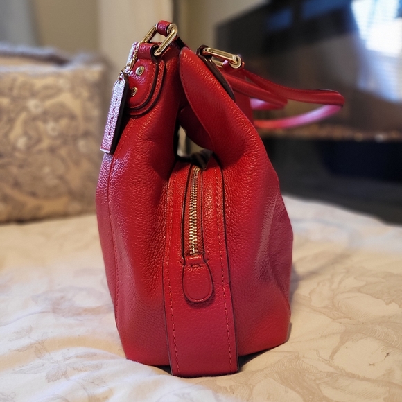 Coach shoulder bag NWOT - Picture 5 of 10